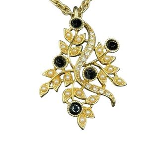 Elegant Gold Black Faux Pearl Pendant Necklace